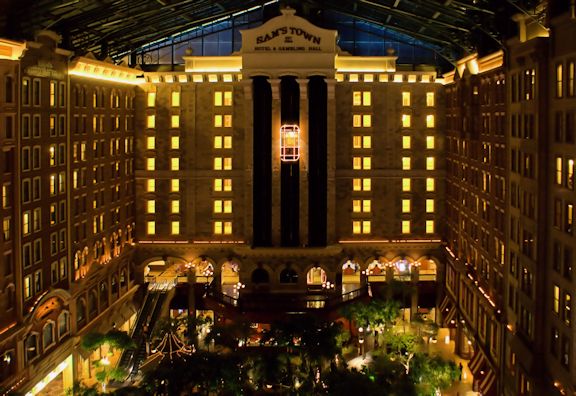 Las Vegas Lights…..